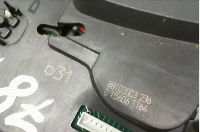 Commande essuie glace Renault CLIO III (BR0-1, CR0-1) 1.2 16v (br02, br0j, br11, cr02, cr0j, cr11) (2005-2014) 5 portes occasion — photo 4