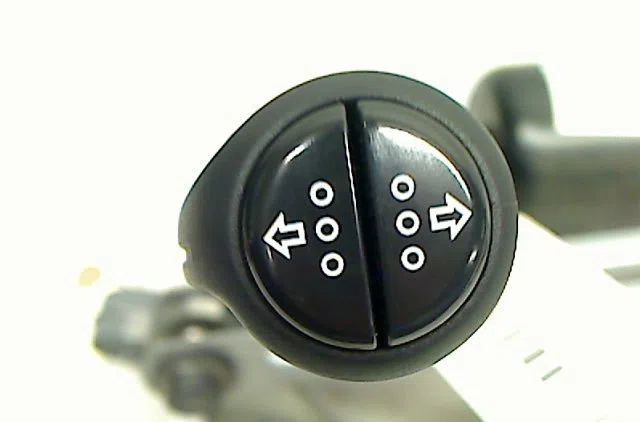 Commande essuie glace RENAULT CLIO occasion — photo 3