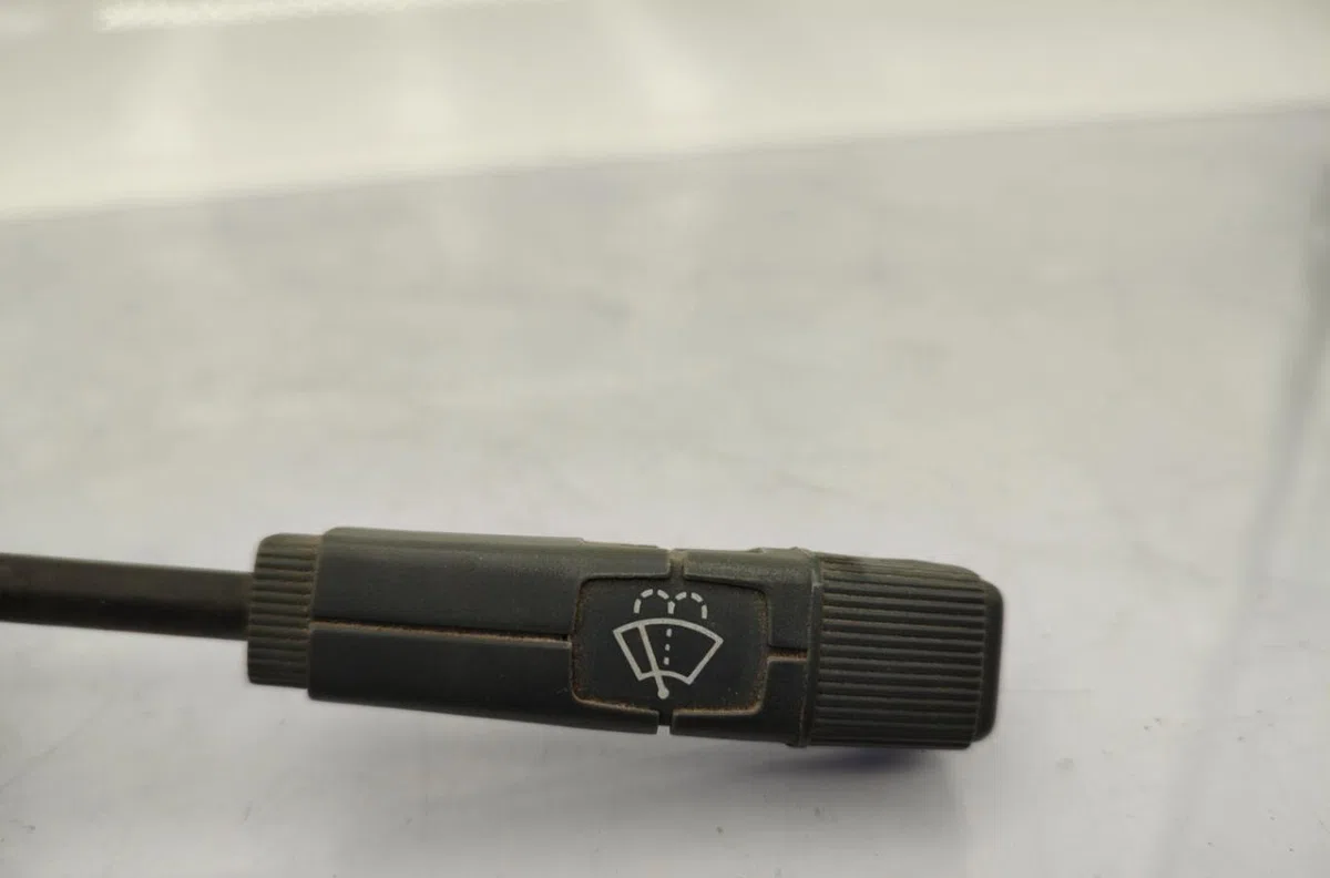 Commande essuie glace RENAULT EXPRESS PHASE 1 occasion — photo 3