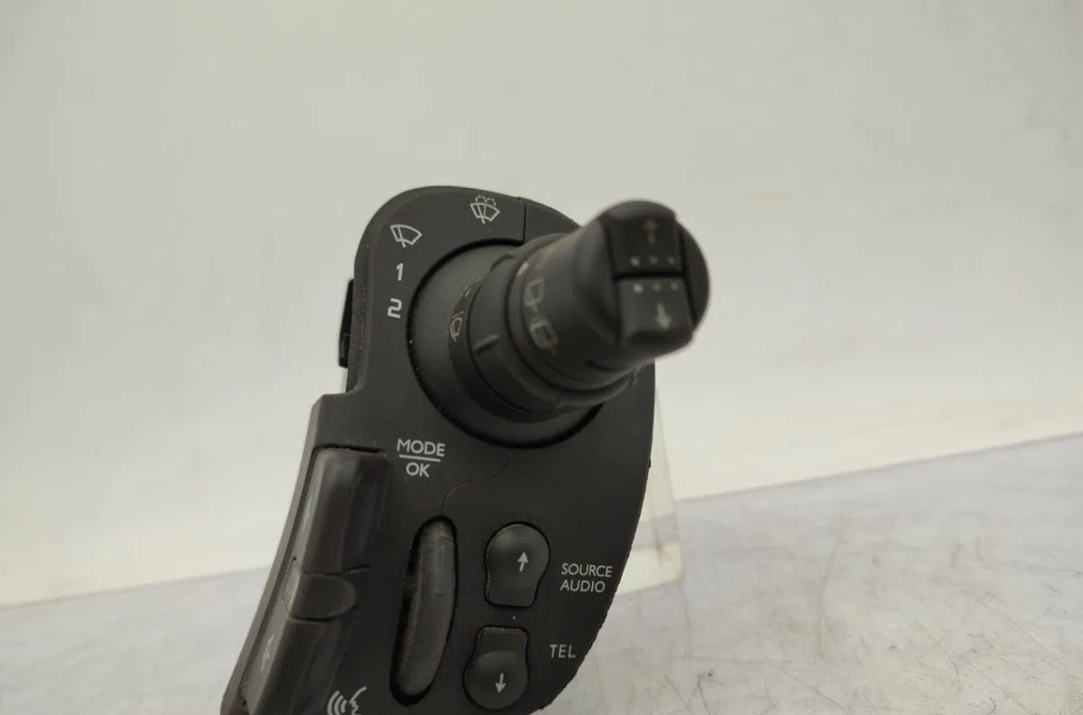 Commande essuie glace RENAULT KANGOO 2 PHASE 1 occasion — photo 2