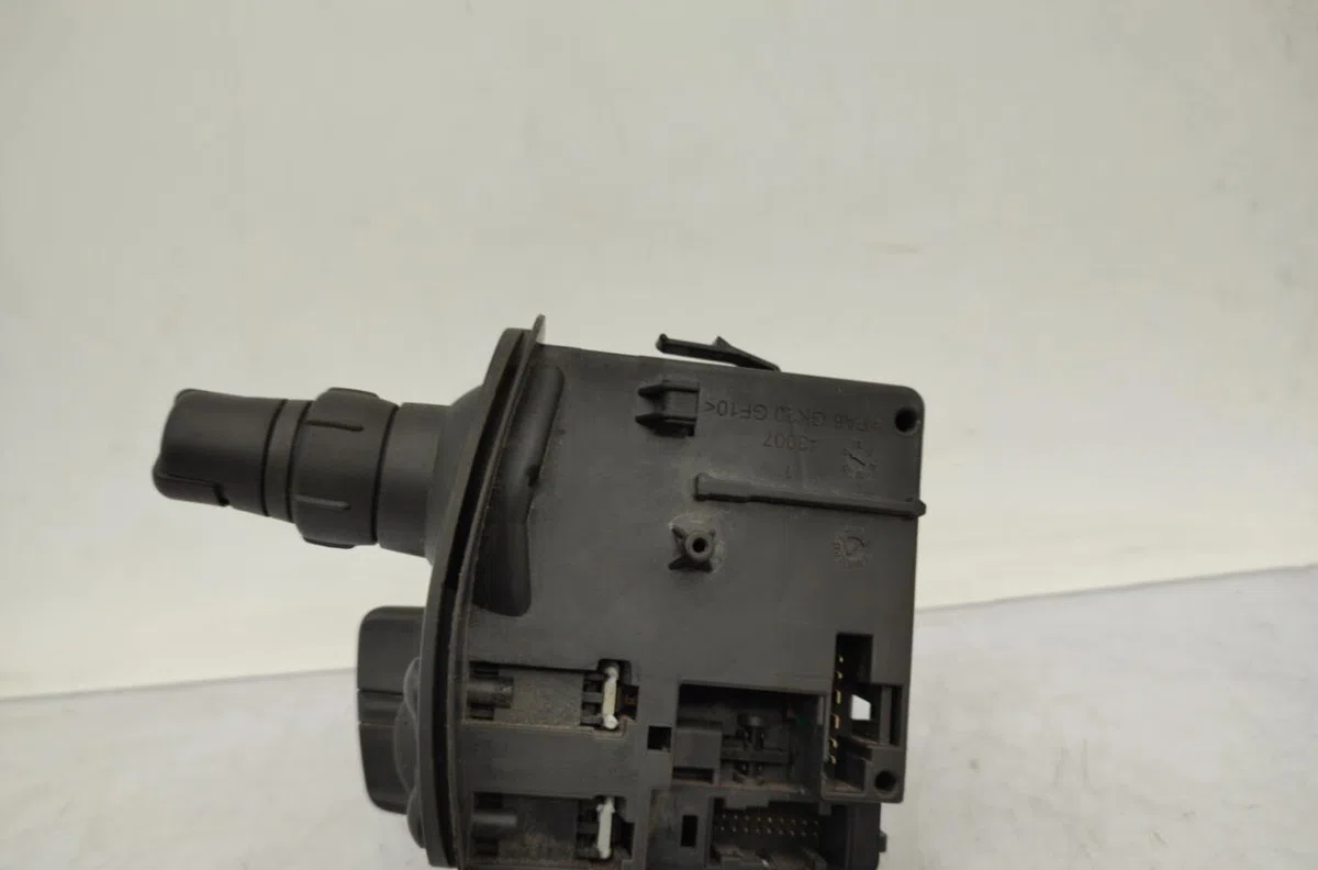 Commande essuie glace RENAULT KANGOO 2 PHASE 1 occasion — photo 3