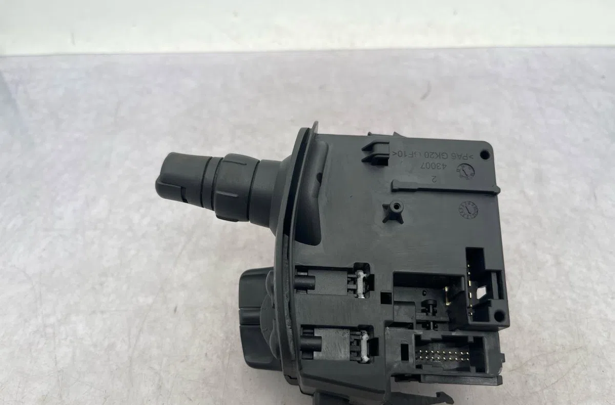 Commande essuie glace RENAULT KANGOO 2 PHASE 2 occasion