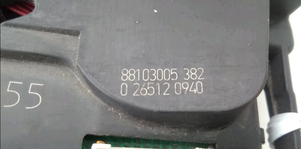 Commande essuie glace Renault KANGOO Express (FW0-1_) 1.5 dci 75 (fw07, fw10, fw04) (2010) 4 portes occasion — photo 2