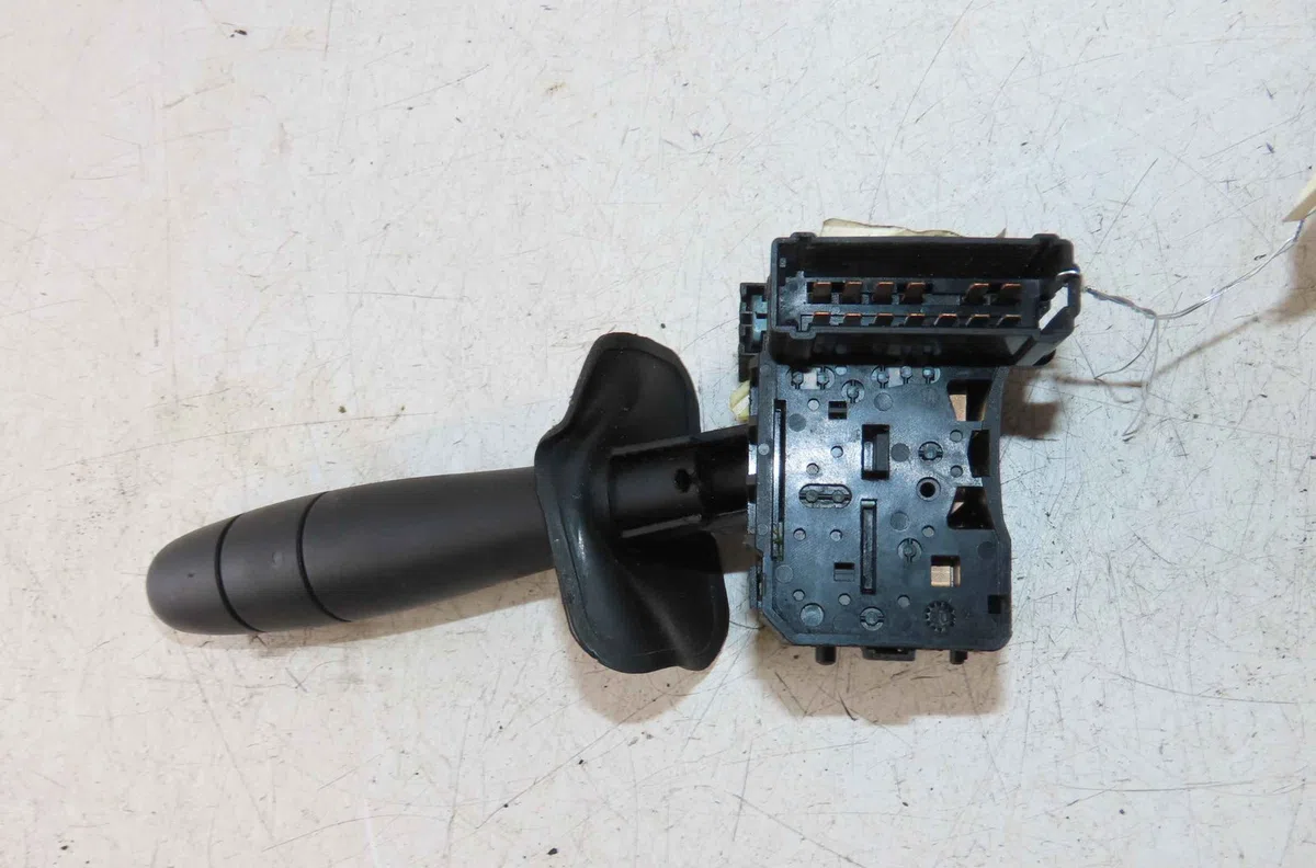 Commande essuie glace RENAULT KANGOO I occasion — photo 2