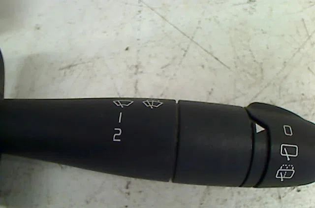 Commande essuie glace RENAULT KANGOO occasion — photo 2