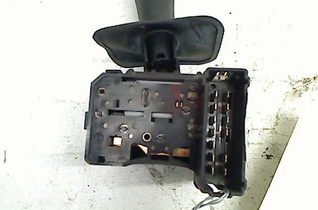 Commande essuie glace RENAULT KANGOO occasion — photo 3