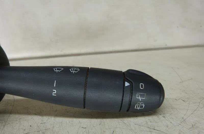 Commande essuie glace RENAULT LAGUNA 1 PHASE 2 BREAK occasion — photo 2