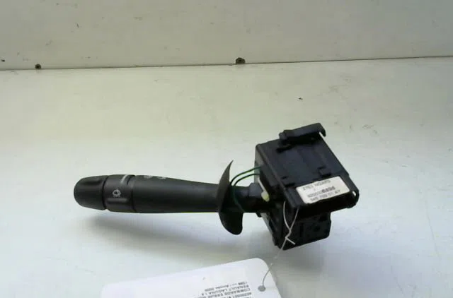 Commande essuie glace Renault LAGUNA II (BG0-1_) 1.6 16v (bg1g, bg1h) (2005-2007) occasion — photo 2