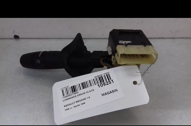 Commande essuie glace Renault MEGANE I Cabriolet (EA0-1_) 1.6 16v (ea04, ea0b, ea11, ea1j) (1999-2003) occasion — photo 3