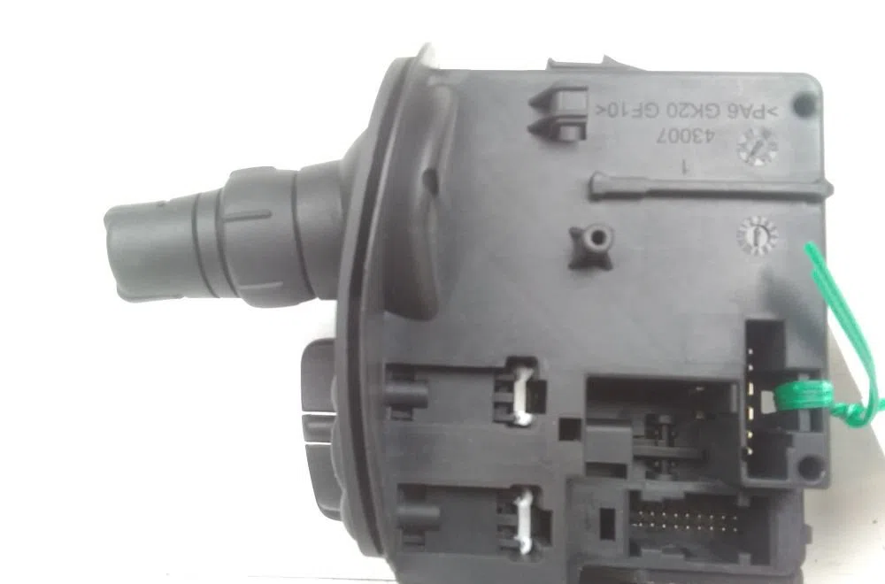Commande essuie glace RENAULT MODUS 2012 occasion — photo 3