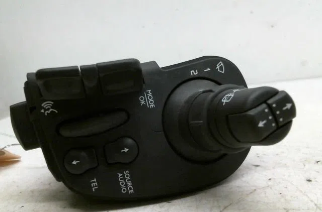 Commande essuie glace Renault MODUS - GRAND MODUS (F-JP0_) 1.5 dci (fp0e, jp0e) (2004) occasion — photo 2