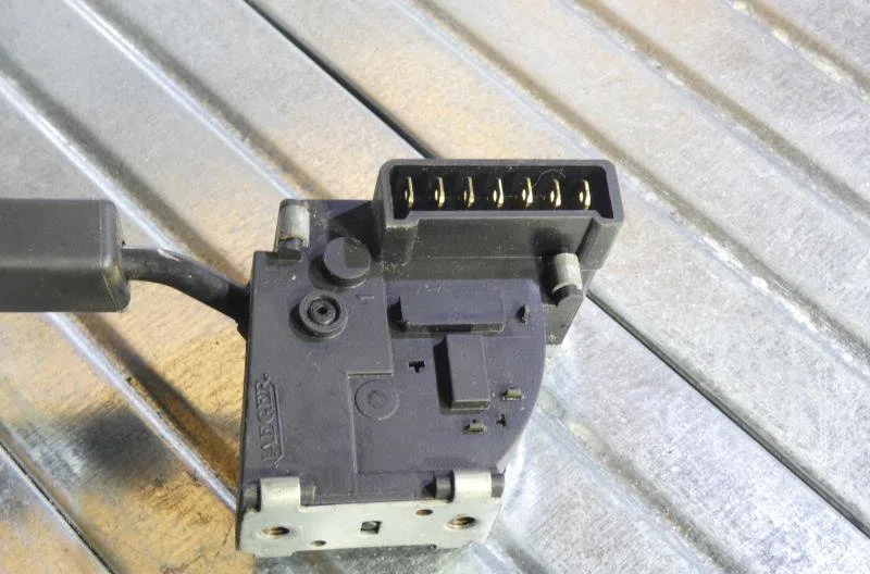 Commande essuie glace RENAULT R25 PHASE 1 occasion — photo 2