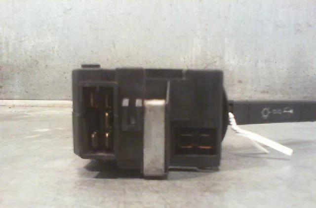 Commande essuie glace RENAULT R5 1987 occasion — photo 3