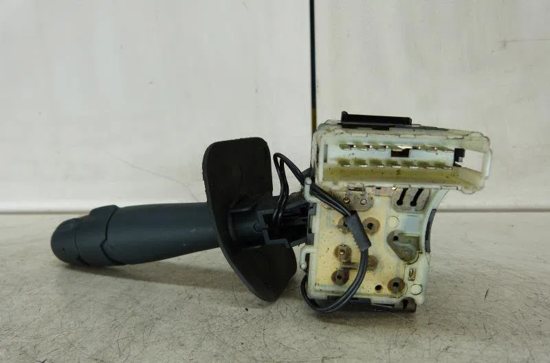 Commande essuie glace RENAULT SCENIC 1 PHASE 1 occasion — photo 3