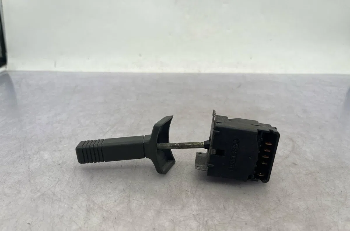 Commande essuie glace RENAULT SUPER 5 occasion — photo 2