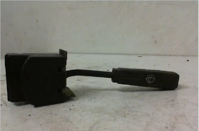 Commande essuie glace RENAULT SUPER 5 Phase 1 10-1984--12-1996 1.1 occasion — photo 3