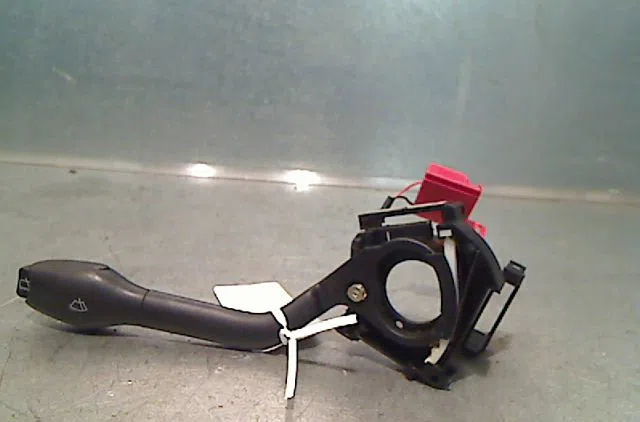 Commande essuie glace SEAT AROSA Phase 1 07-1997--11-2000 occasion — photo 2