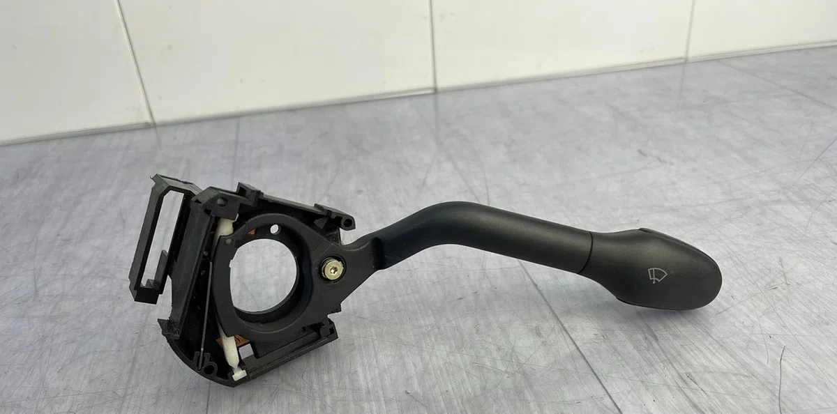 Commande essuie glace SEAT IBIZA 2 PHASE 2 occasion — photo 2