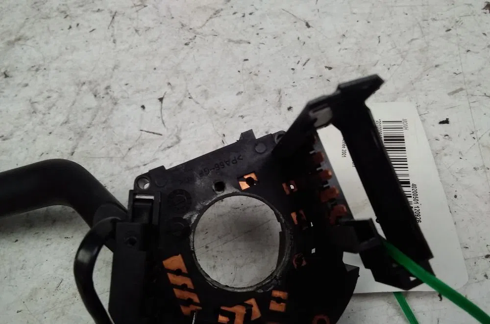 Commande essuie glace SEAT IBIZA II 2001 occasion — photo 2