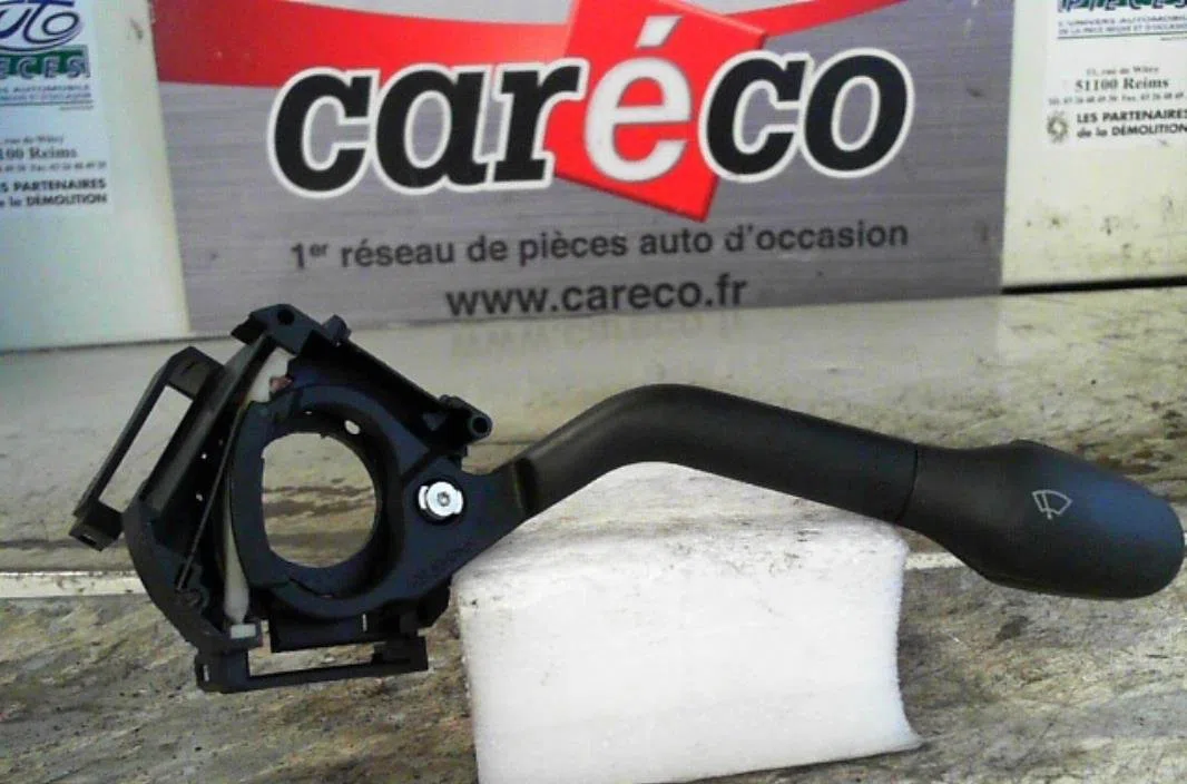 Commande essuie glace Seat IBIZA II (6K1) 1.9 sdi (1996-1999) occasion — photo 2