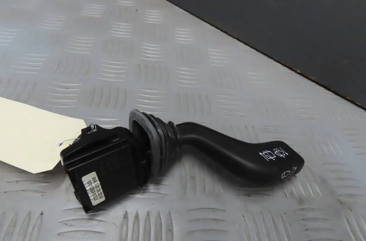 Commande essuie glace SUBARU JUSTY 2003 occasion — photo 4
