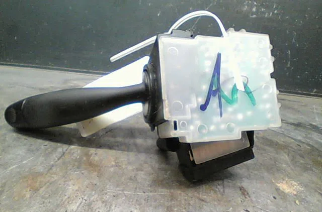 Commande essuie glace Suzuki ALTO VII (GF) 1.0 (amf310) (2009) occasion — photo 4