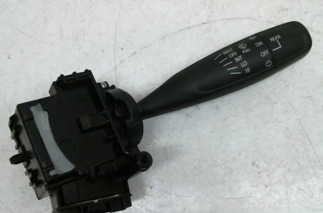 Commande essuie glace SUZUKI CELERIO 1.0 VVT 69 PRIVILEGE occasion