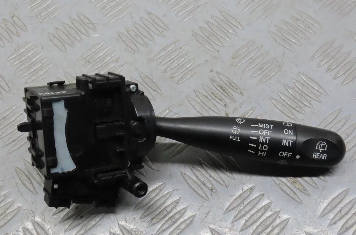Commande essuie glace Suzuki SWIFT III (MZ, EZ) 1.3 (rs 413) (2005) occasion — photo 4