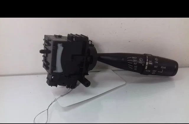 Commande essuie glace Suzuki SWIFT IV (FZ, NZ) 1.2 4x4 (azh 412) (2010) occasion