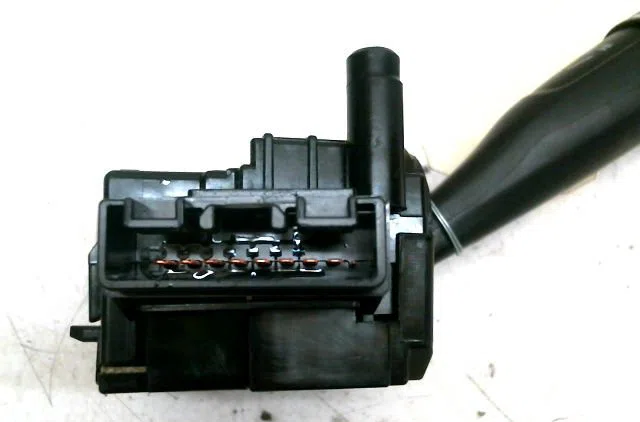 Commande essuie glace SUZUKI SWIFT occasion — photo 4