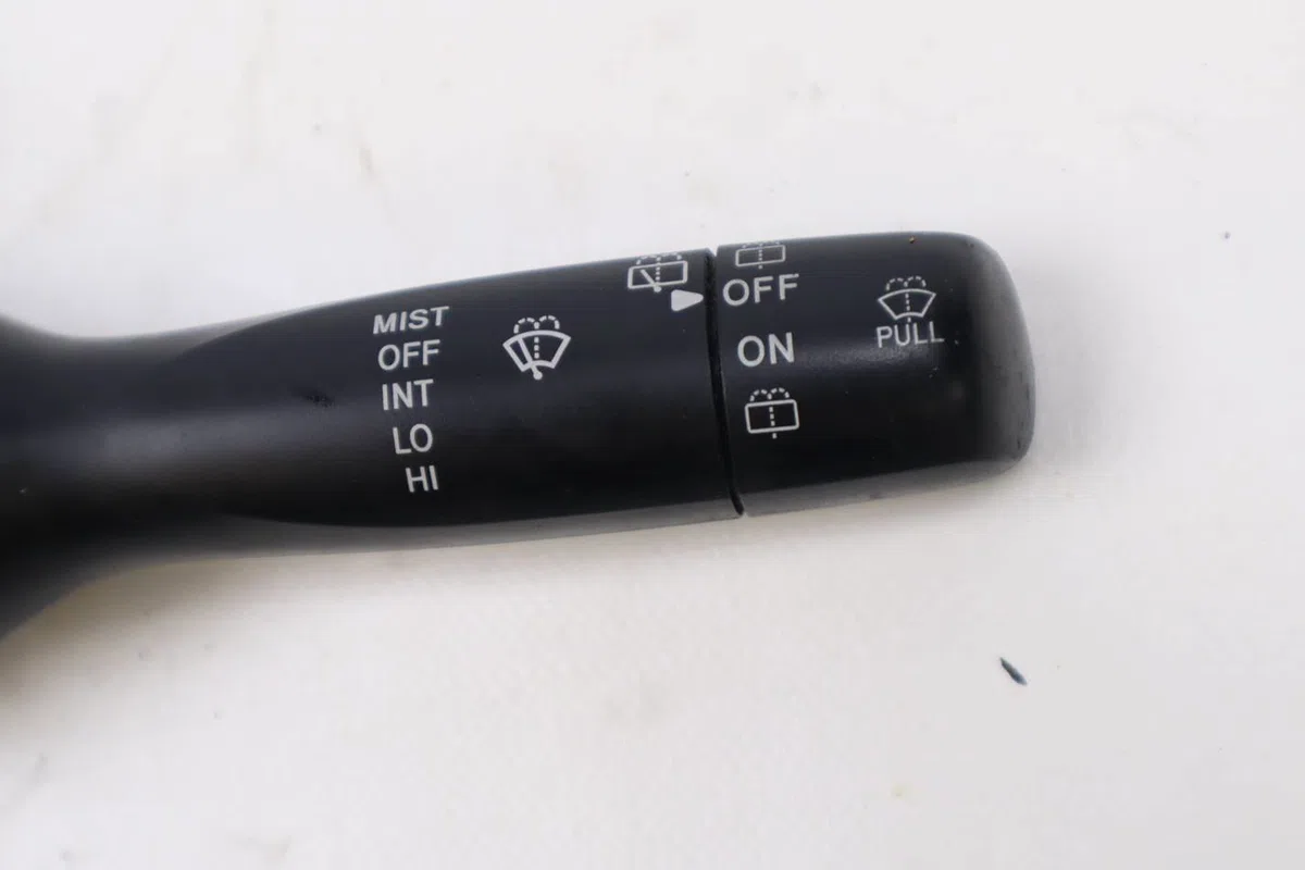 Commande essuie glace Toyota AYGO (_B1_) 1.0 (kgb10_) (2005-2014) 5 portes occasion