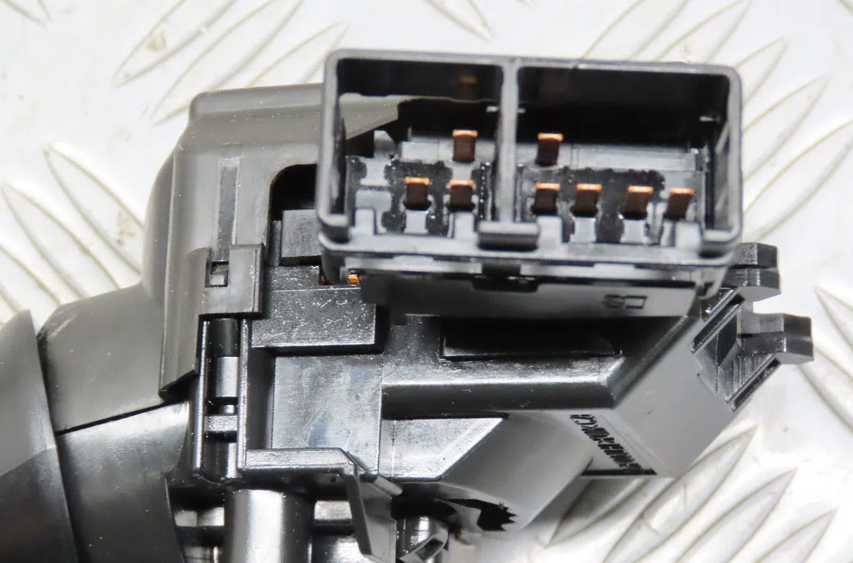 Commande essuie glace Toyota AYGO (_B1_) 1.4 hdi (wnb10_) (2005-2010) occasion — photo 3