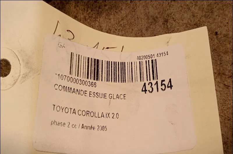 Commande essuie glace Toyota COROLLA (_E12_) 2.0 d-4d (cde120r_, cde120l_) (2002-2006) occasion — photo 3