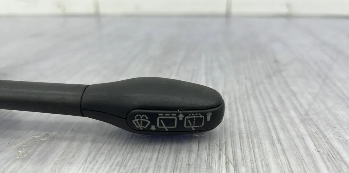 Commande essuie glace VOLKSWAGEN GOLF 3 occasion