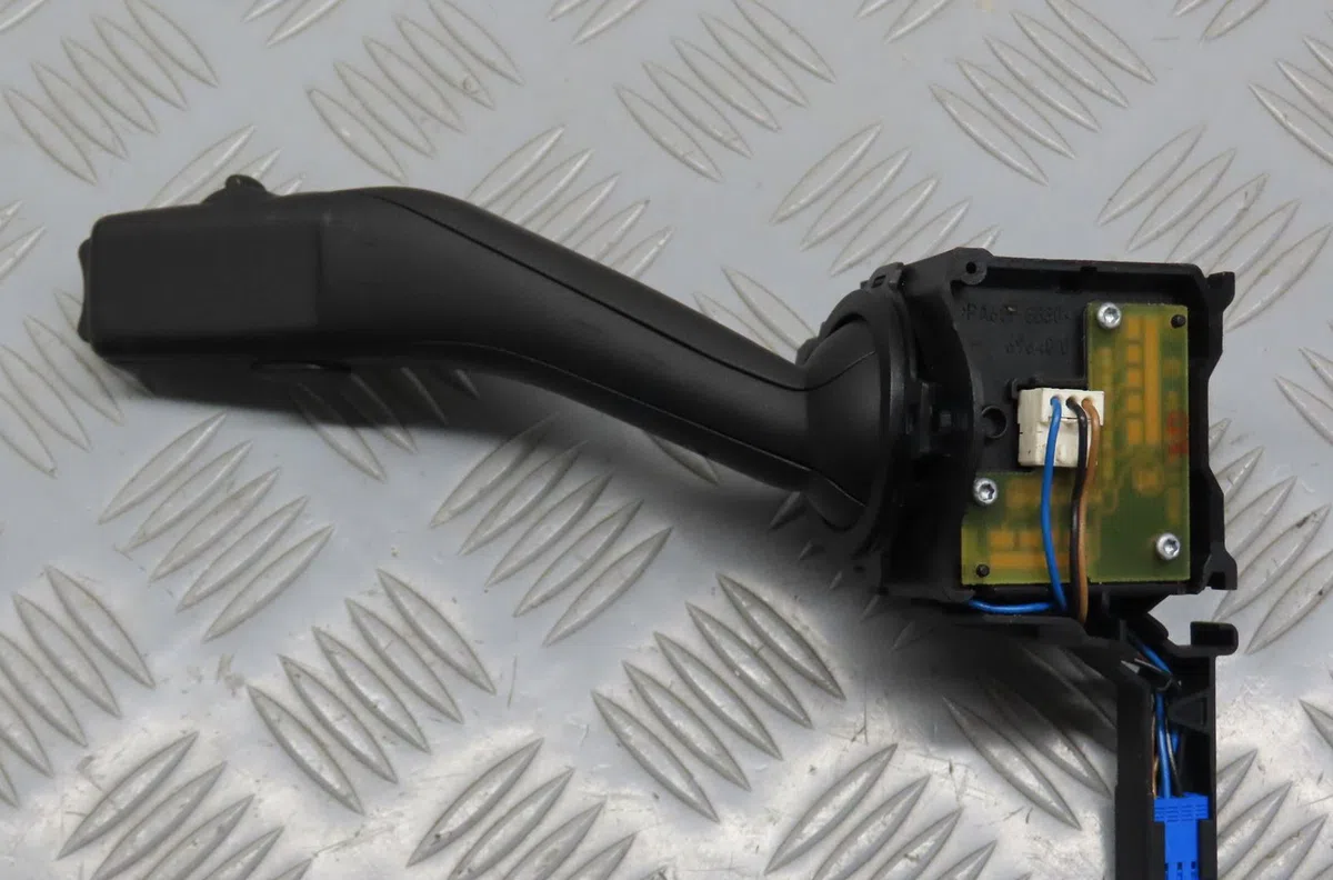 Commande essuie glace Volkswagen GOLF V (1K1) 2.0 gti (2004-2009) occasion — photo 2