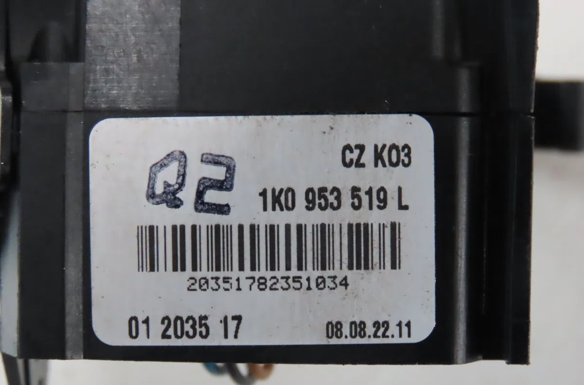 Commande essuie glace Volkswagen JETTA III (1K2) 1.9 tdi (2005-2010) occasion — photo 2