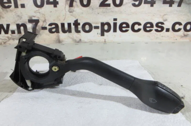 Commande essuie glace VOLKSWAGEN LUPO occasion — photo 2