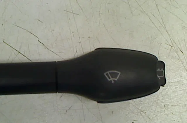 Commande essuie glace VOLKSWAGEN LUPO occasion — photo 2