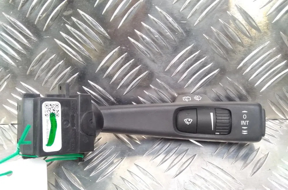 Commande essuie glace VOLVO V70 2010 occasion — photo 3