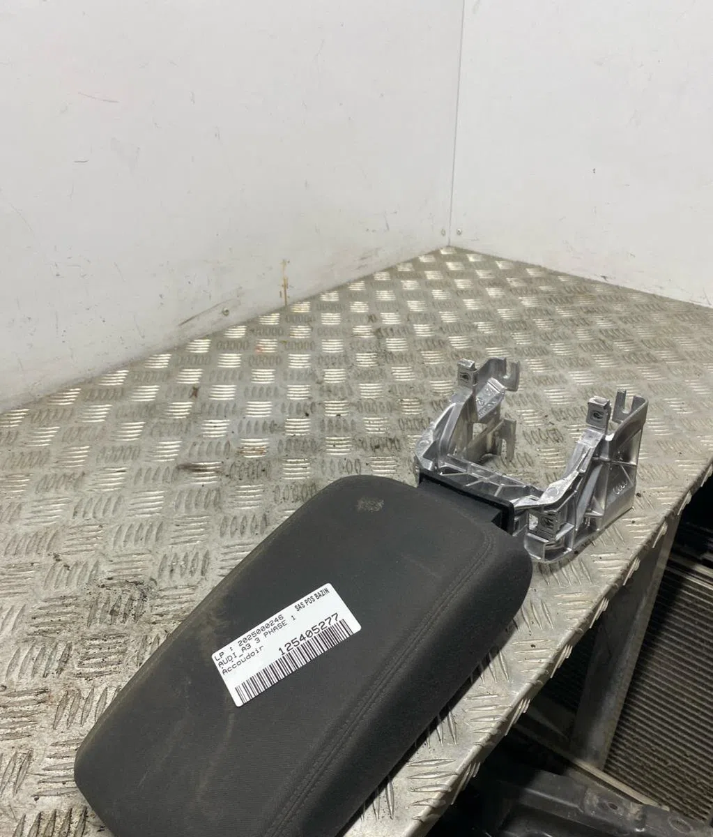 Commande leve-glace porte arrière droite AUDI A3 3 PHASE 1 occasion — photo 2