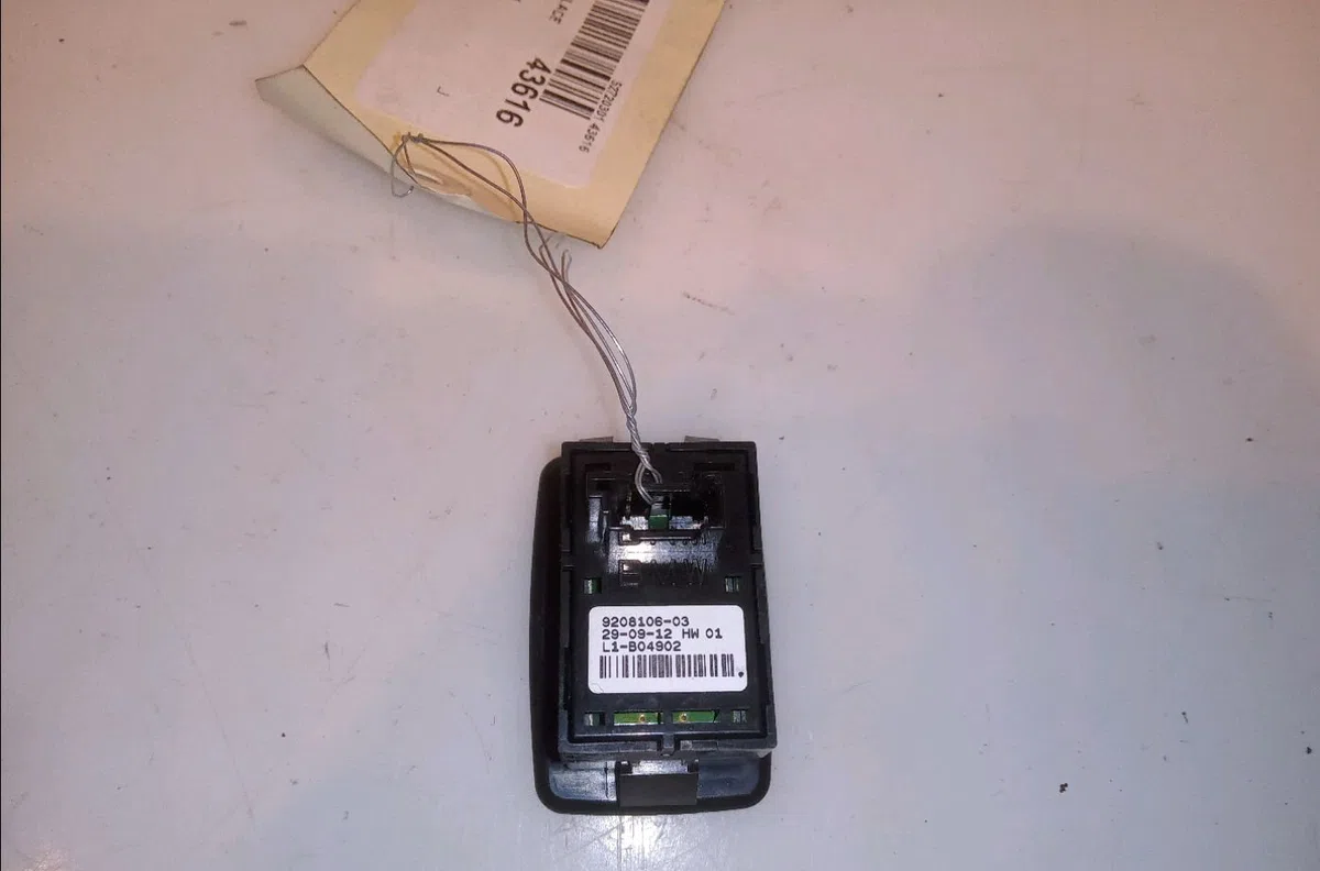 Commande leve-glace porte arrière droite Bmw 1 (F20) 118 d (2011-2015) occasion