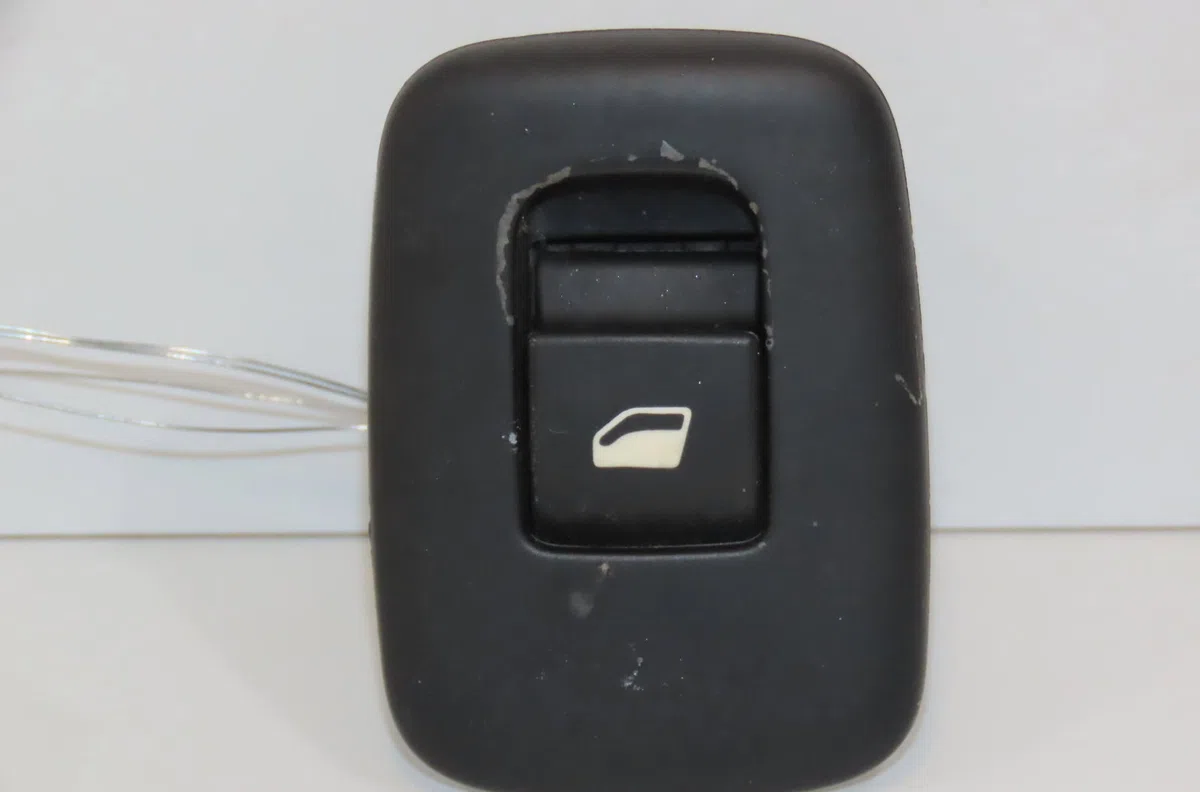 Commande leve-glace porte arrière droite Citroen C5 III Break (RW_) 2.0 hdi 180 (2015) occasion