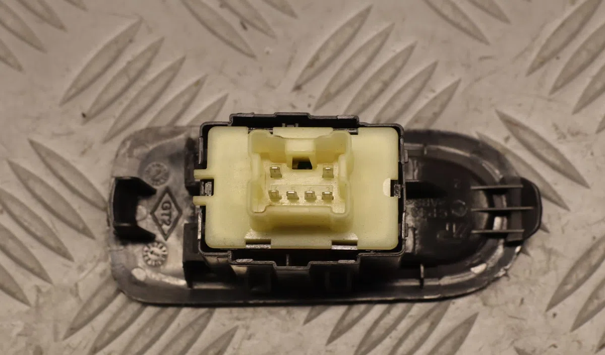 Commande leve-glace porte arrière droite Dacia DUSTER (HS_) 1.5 dci (2010-2018) occasion — photo 2