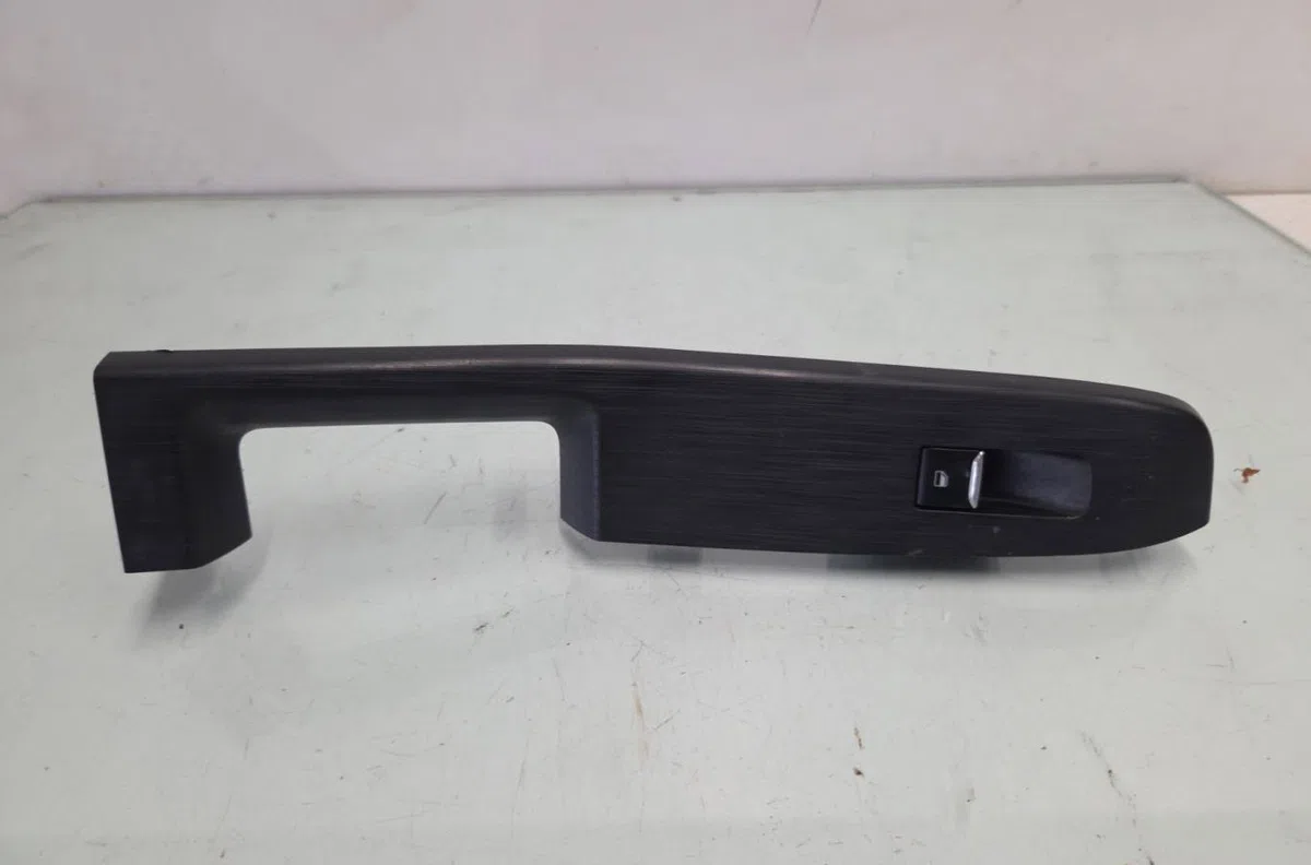 Commande leve-glace porte arrière droite FORD KUGA 3 PHASE 1 occasion — photo 2