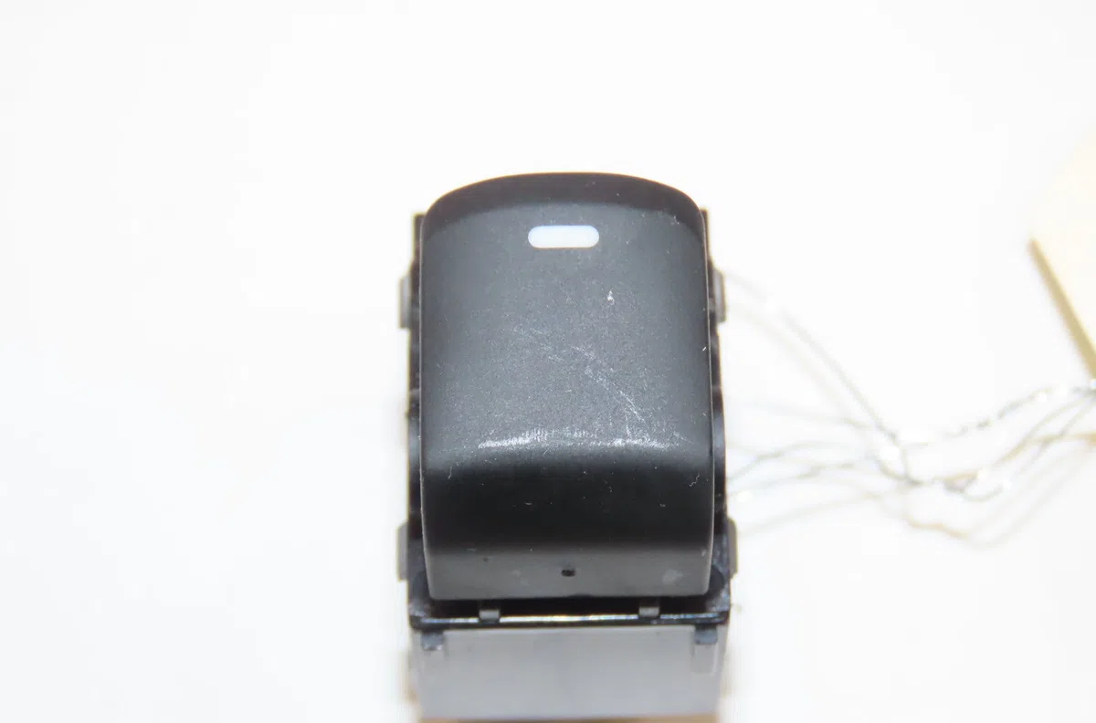 Commande leve-glace porte arrière droite Hyundai Ix20 (JC) 1.4 (2010-2019) occasion