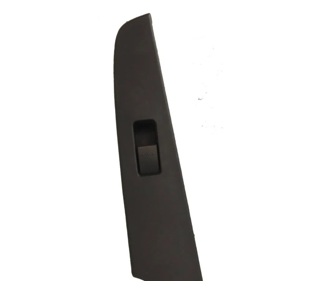 Commande leve-glace porte arrière droite Mazda 3 A trois volumes (BK) 1.6 (bk12) (2004-2009) occasion — photo 2