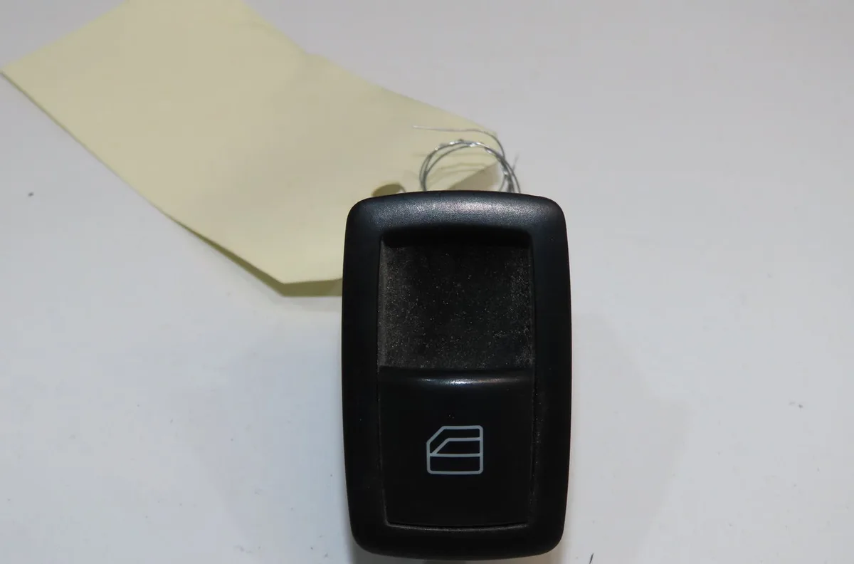 Commande leve-glace porte arrière droite Mercedes-benz CLASSE M (W164) Ml 320 cdi 4-matic (164.122) (2005-2009) occasion