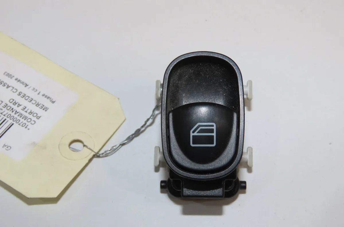 Commande leve-glace porte arrière droite Mercedes-benz CLK (C209) Clk 200 kompressor (209.342) (2002-2009) occasion