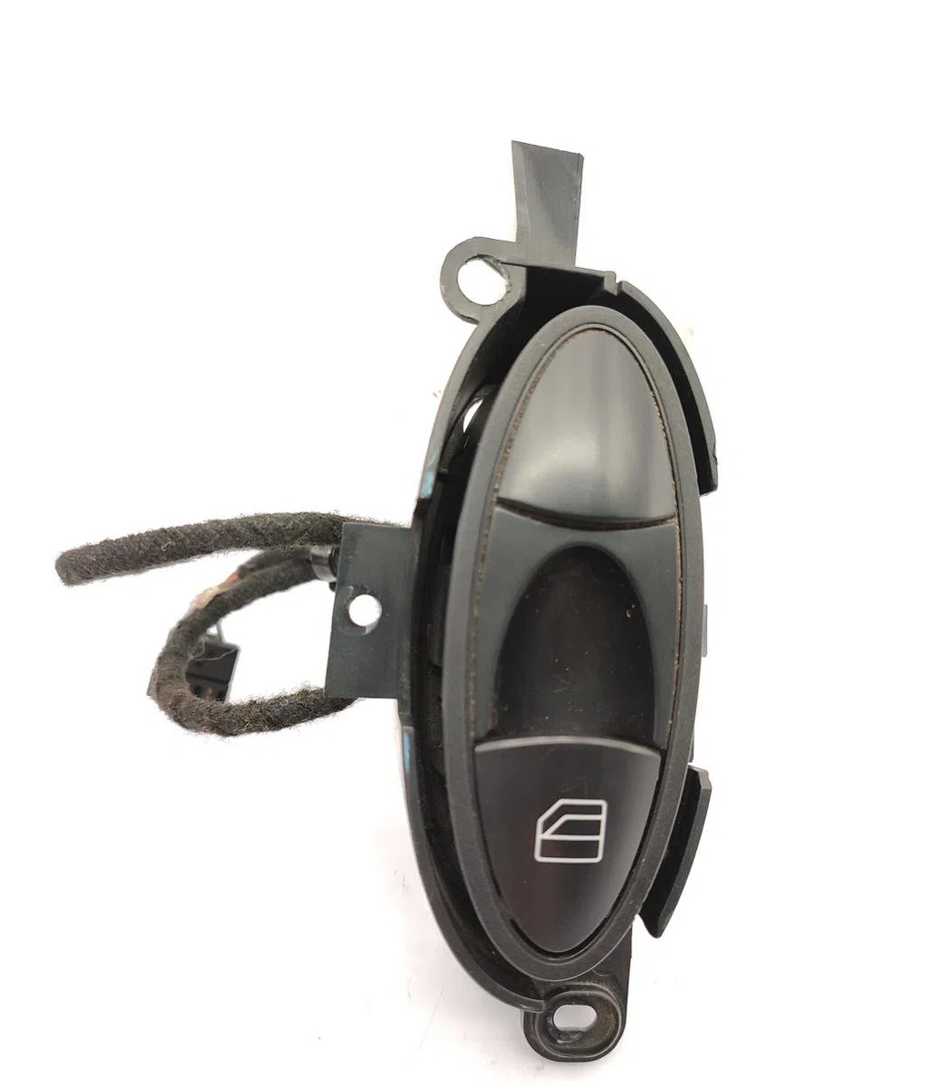 Commande leve-glace porte arrière droite MERCEDES CLASSE E 211 PHASE 1 BREAK occasion — photo 2