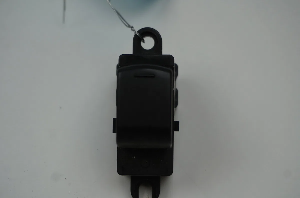 Commande leve-glace porte arrière droite Nissan NOTE (E11, NE11) 1.5 dci (2010-2012) occasion — photo 2